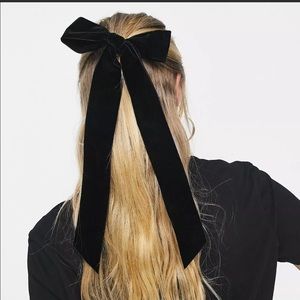 Kristen Ess big Black Velvet bow slide clip
